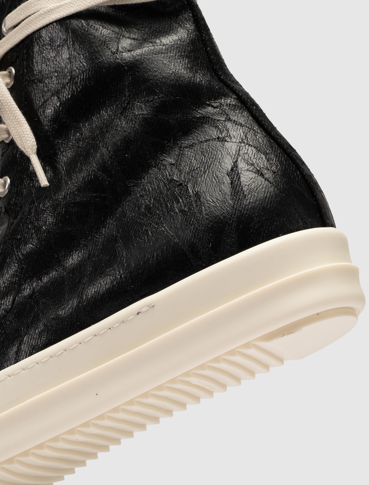 TOWER SNEAKS