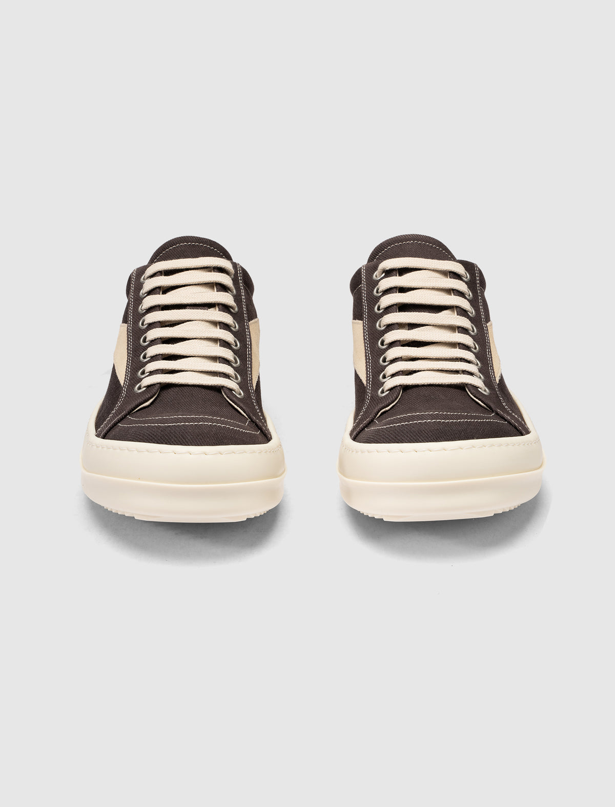 VINTAGE SNEAKS