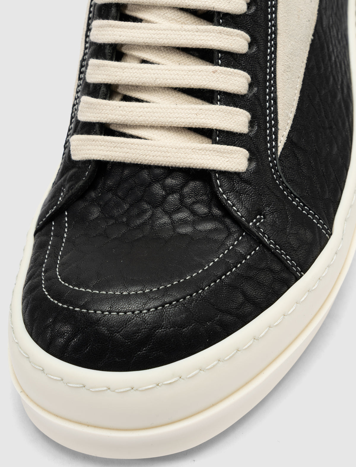 VINTAGE-SNEAKER