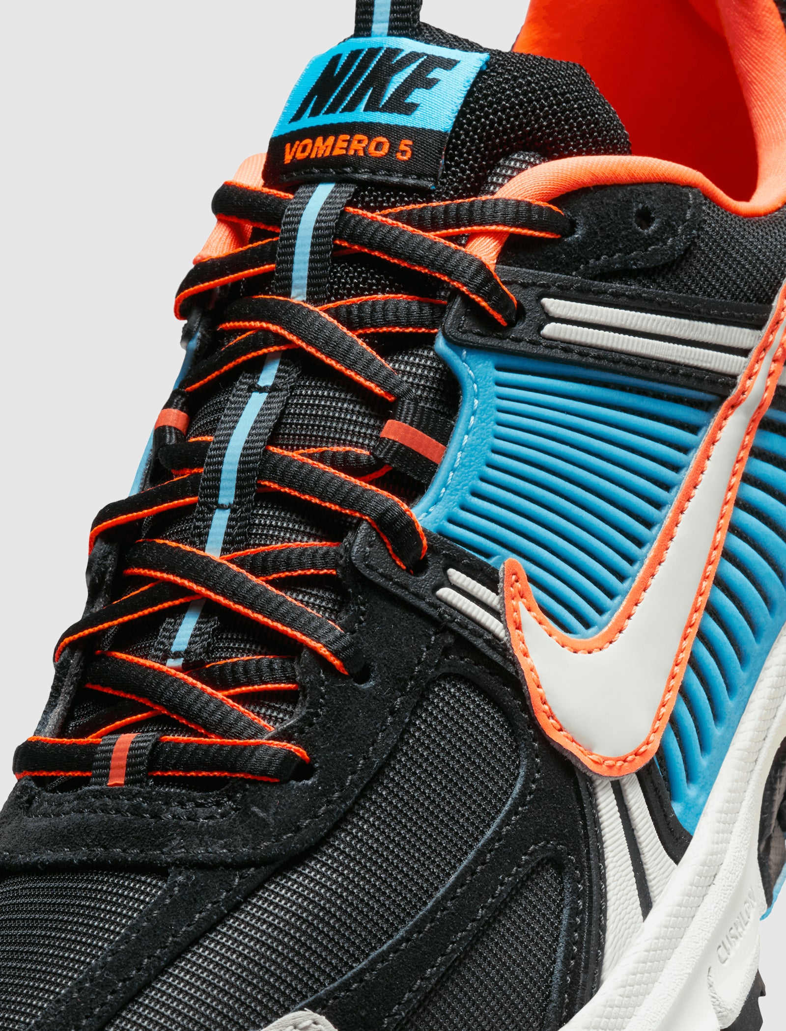 WOMEN'S NIKE ZOOM VOMERO 5 "BLACK/LIGHT BONE/BLUE GAZE/TOTAL ORANGE"