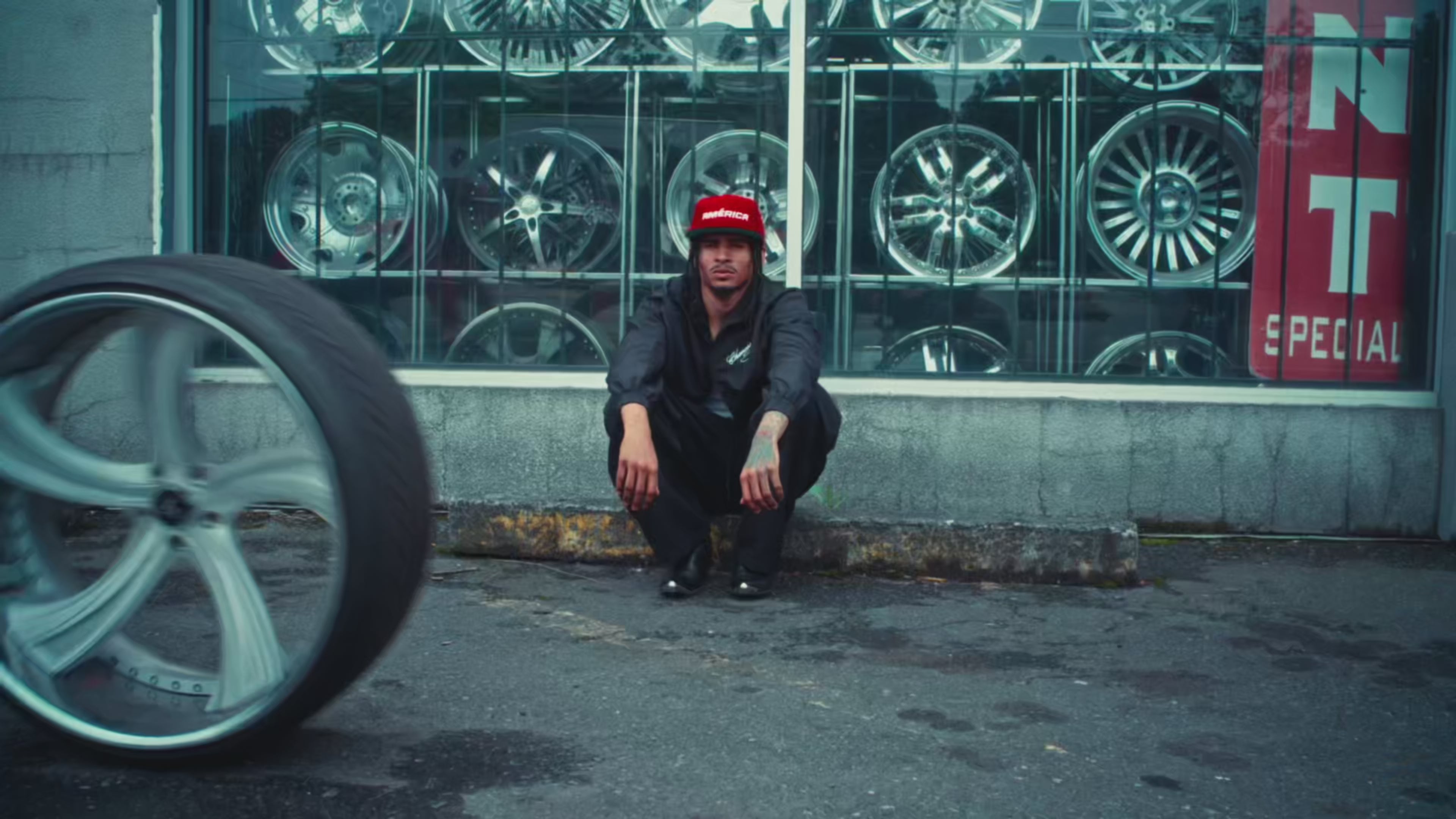 RUFF RIDER TRACK JACKET