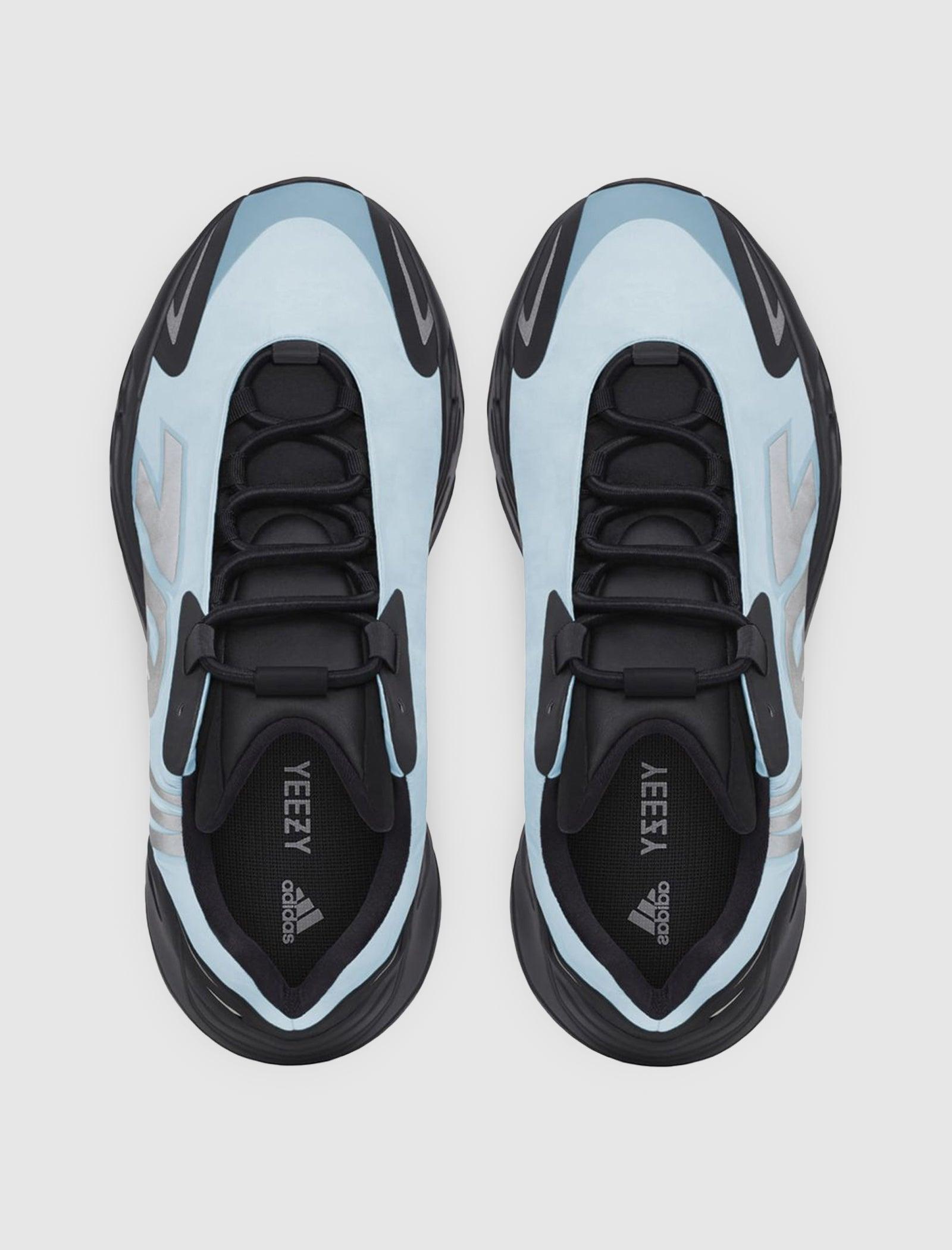 YEEZY 700 MNVN "BLUE TINT"