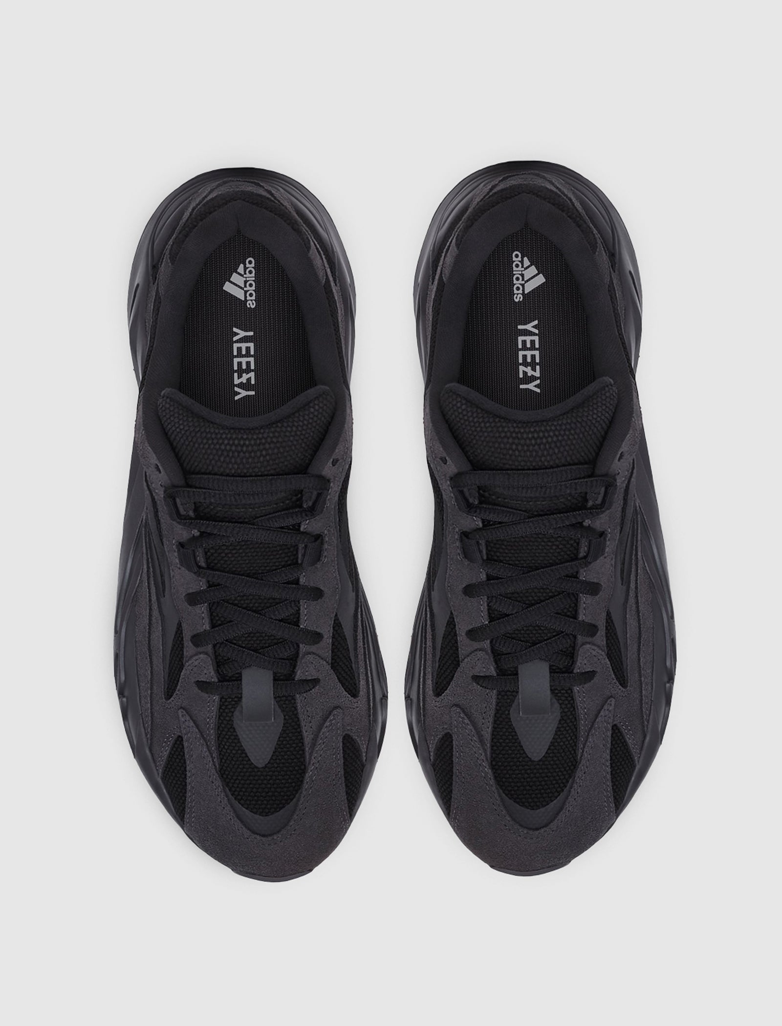 YEEZY BOOST 700 V2 "VANTA"
