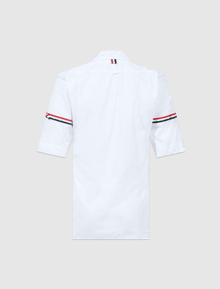 CLASSIC FIT SHORT SLEEVE