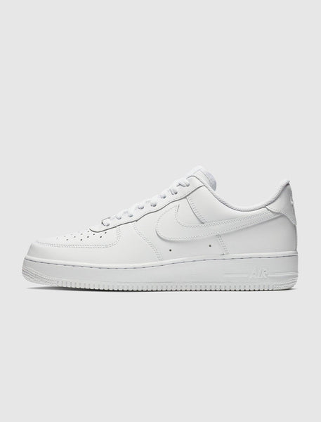 Nike_CW2288-111_1_grande.jpg?v